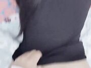 操自己十八岁表妹 再次进入温暖的小穴包裹 迫不及待靠墙怼着操内射 完美对白