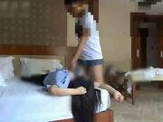 宾馆约啪90后学院在读大奶漂亮妹子情趣开叉泳装啪啪啪这对车大灯真心诱人