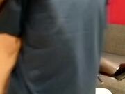 剧情演绎母子乱伦 水杯里下药操逼 撩起豹纹短裙 扒开丝袜解开内裤 一线天肥穴