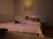 异地恋的前女友下了班直接坐长途车来找我