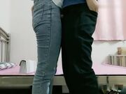 良家小姐姐 出租房激情啪啪 原生态腋毛都没刮 青涩害羞娇喘诱人