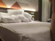 约妹看着乖乖脱衣满身纹身 后入猛操表情可见 侧入撞击持续抽插