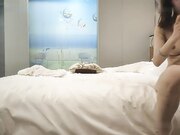 牛仔短裙颜值美女 镜头前特写口交穿着内裤摸穴 双腿肩上扛抽插猛操