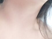 风骚的姑娘露脸伺候小哥的大鸡巴 激情上位坐插抓着小哥的手放在奶子上揉捏