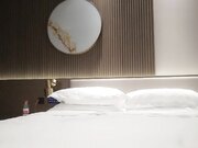 约操高端外围小姐姐 可爱邻家美女 乖巧温柔身材好 沙发调情穿上激战