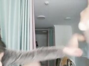 帅气小哥哥与清纯小姐姐的激情互动 舔大屁股吃奶子玩鸡巴 享受小姐姐的口活