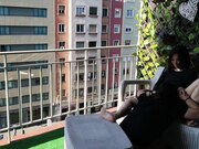 一大早就在阳台上爆操女友