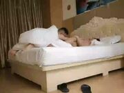 约战良家熟女 深夜起来再来一炮 骑脸插嘴掰穴特写 扶着肥臀后入撞击猛操