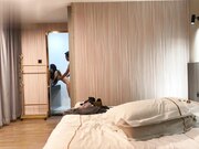 酒店约炮冒充学生的娇嫩少女娇声绝顶泪眼迷离忘我舌吻