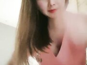 骚女露脸勾搭会所按摩小哥 跳蛋塞逼里自慰呻吟勾搭小哥浴室激情啪啪