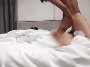 约操嫩嫩泰国小美女 邻家小妹妹类型 谈笑间啪啪气氛好融洽