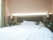 今夜高端外围女神场 风姿绰约娇俏动人 花式啪啪 猛男出站高潮必达