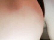 双马尾萝莉美眉 嘘小声点 怎么啦 痛 在家被大鸡吧小哥哥无套输出 内射