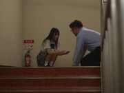 在杂志上受欢迎的I罩杯女高中生写真偶像被骚扰后2