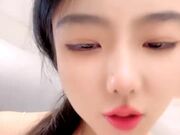 姐妹双飞全程露脸伺候大屌哥 深喉口交大鸡巴 淫声荡语撩骚互动