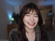 姐姐的巨臀太过诱惑 瞬间秒杀3