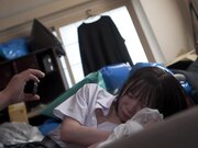 邻居的垃圾房里 我被异臭巨汉囚禁调教1