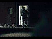 饥渴的医生在地下实验室伙伴前乱搞性感女同事