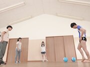 诱惑肢体接触 强行亲吻 跨坐式性爱1