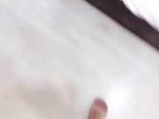 口交乳交大鸡巴激情上位让大哥揉着奶子爆草蹂躏，后入抽插跪舔大鸡巴好骚