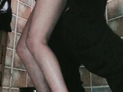 网吧勾引小哥厕所玩弄口爆