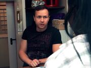 在强烈的粗暴性爱后被大量中出