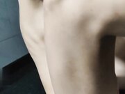 两天拿下附近的真空骚货 饥渴吞吐肉棒龟头爽麻了 厨房客厅卫生间全都留下爱的印记