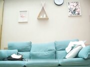 专柜销售员 沙发上翘起屁股后入撞击 抬起双腿猛操晃动大奶子