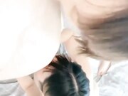 双飞名场面 清纯甜美00后美少女 左拥右抱幸福老哥 站立抽插轮流上 第一视角正入