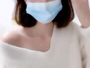 卡哇伊妹子和闺蜜带阳具 后入深入妹子虎穴特写大鲍鱼 道具自慰 闺蜜给其舔逼