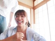 温泉旅行中 每当和女友的妹妹独处时1