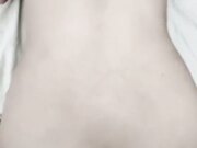 看着小姨子各式各样的内裤 我情不自禁的硬了 于是我找了个机会把她给干了