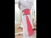 极品嫩妹闺房里情趣自慰还拍给大家看