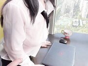 大奶小秘书的升职面试坐上大鸡巴成为升职器