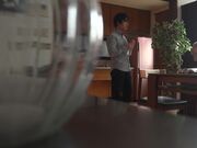 那个沉迷于原始肉体碰撞与无套内射快感的女人1