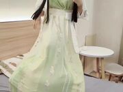 白丝梦蝶汉服啪啪