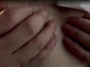 JK嫩妹看着很清纯的白皙JK学生妹没想到奶头这么黑肯定被不少人操过