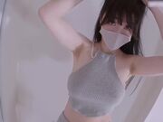 女友黑丝挑逗 小蜜穴太敏感随便插几下就高潮喷水 潮吹不停