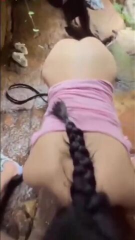 姐姐和闺蜜去户外郊游我和姐姐第一次户外野战姐姐竟然刮逼毛是一线天白虎逼