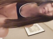 母狗主动骑上来让我随意抽插