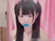 爆肏中出奶嘴极品小萝莉
