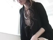 女按摩师按着按着就把你扒光舔鸡巴,好过瘾