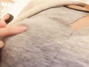 家里没人 白嫩小妹家中制服自慰 表情太销魂