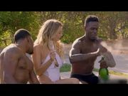 金发少妇遇见大黑屌白浆泛滥