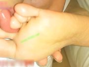 故意灌醉暗恋已久的女神玩弄性感小脚后狠狠操