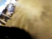 漂亮美女主播大半夜户外勾引一个小哥 楼道间帮小哥撸 还掰开小穴供君欣赏