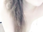 十分风骚会玩的美少妇灌肠拉粑粑 炮机插穴 最后帮炮友口交