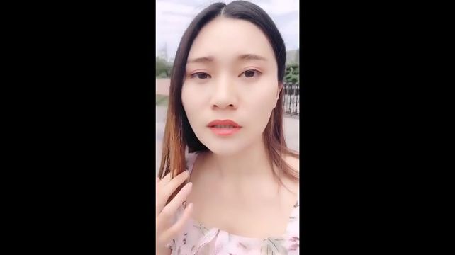 戏精网红刘婷精彩演绎表演系毕业生为了当女主角被剧组导演潜规则