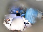 精品酒店偷拍活泼性感的美女见闺蜜和她男友走了迫不及待的骑在男友身上求操,2人一起尝试高难度操逼姿势.国语!