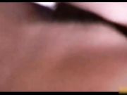 对白超级淫荡妈妈在卫生间洗澡色儿子悄悄进入偷看主动上前帮忙搓后背洗洗逼拿鸡巴往无毛逼里插内射